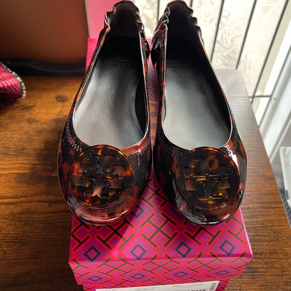 Tory Burch Shoes - Tory Burch Flats Minnie Travel Ballet Women's Tortoise Shell Flats size 6
